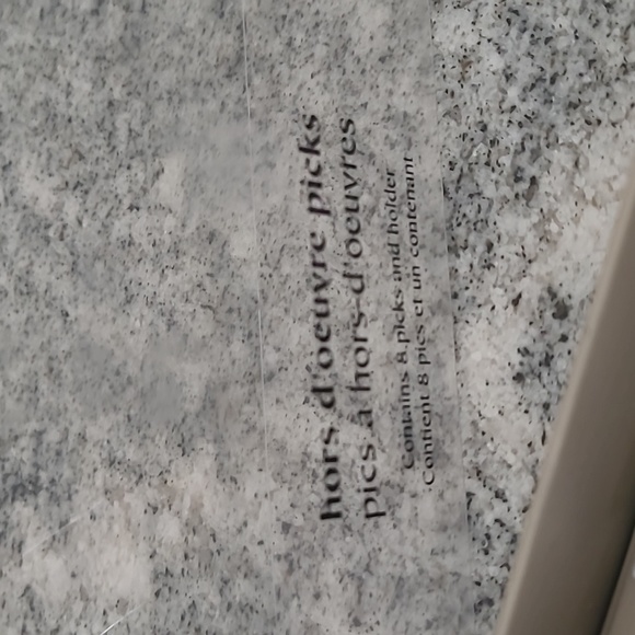 NEW - Pier 1 Appetizer "Hors d'oeuvre" Picks and Holder - Picture 2 of 11